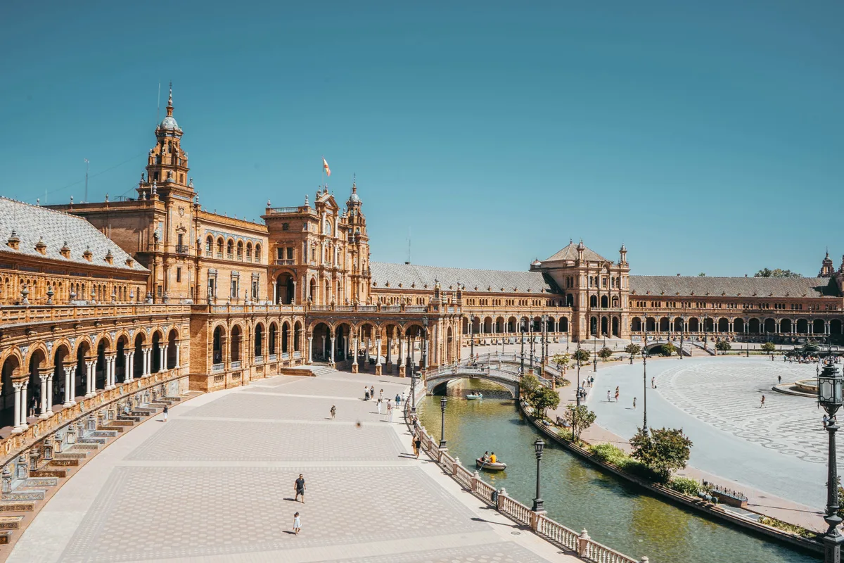 Visado de Estudiante en España para Ciudadanos Pakistaníes (2026): Guía Completa