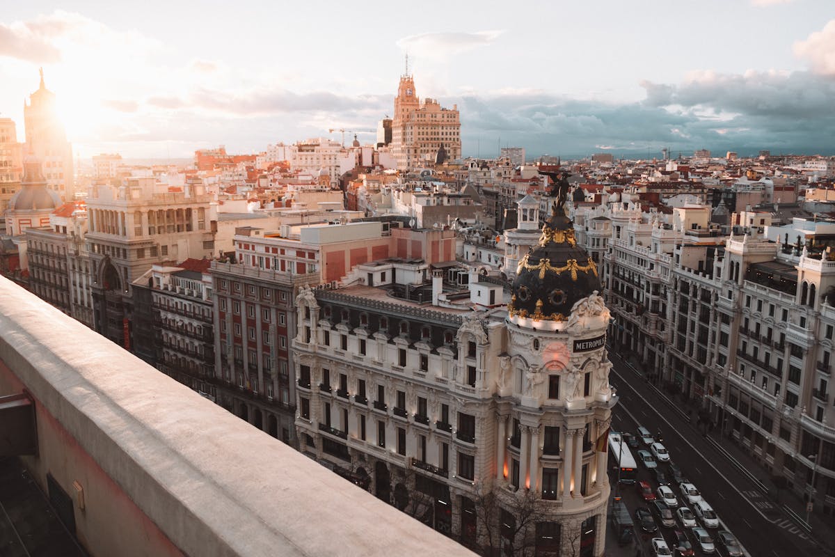 Catalan vs Spanish in Barcelona: Do You Need to Learn Both?