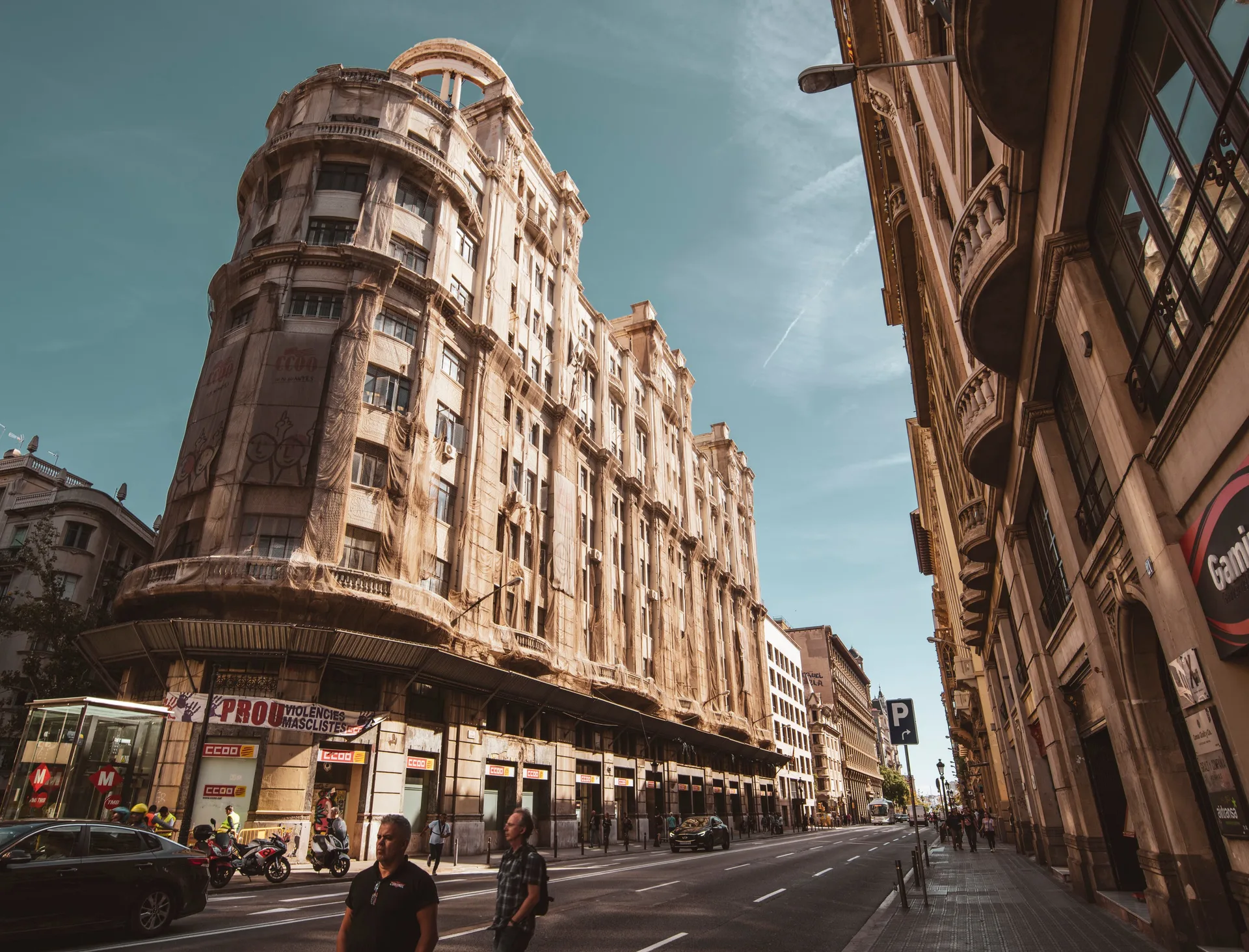 Barcelona Public Transport Guide for Students (T-Jove 2026)